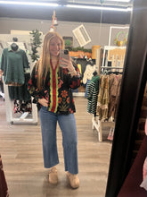 Load image into Gallery viewer, Black Floral Button Front Top