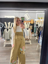 Load image into Gallery viewer, Ivory Lace Fitted Top