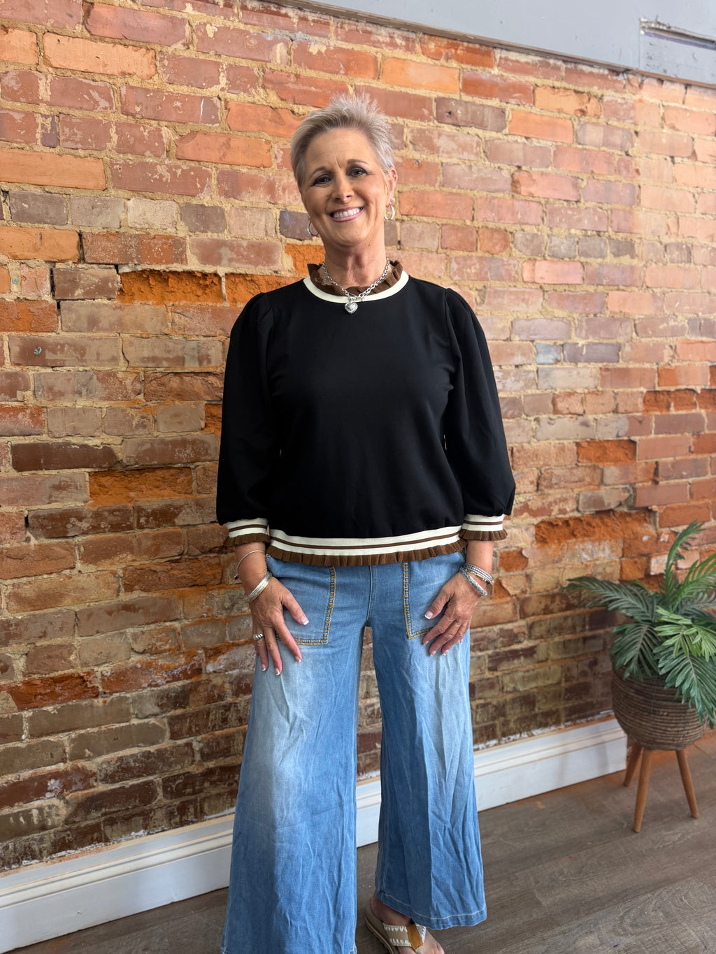 Color Ruffle Trim 3/4 Sleeve Top