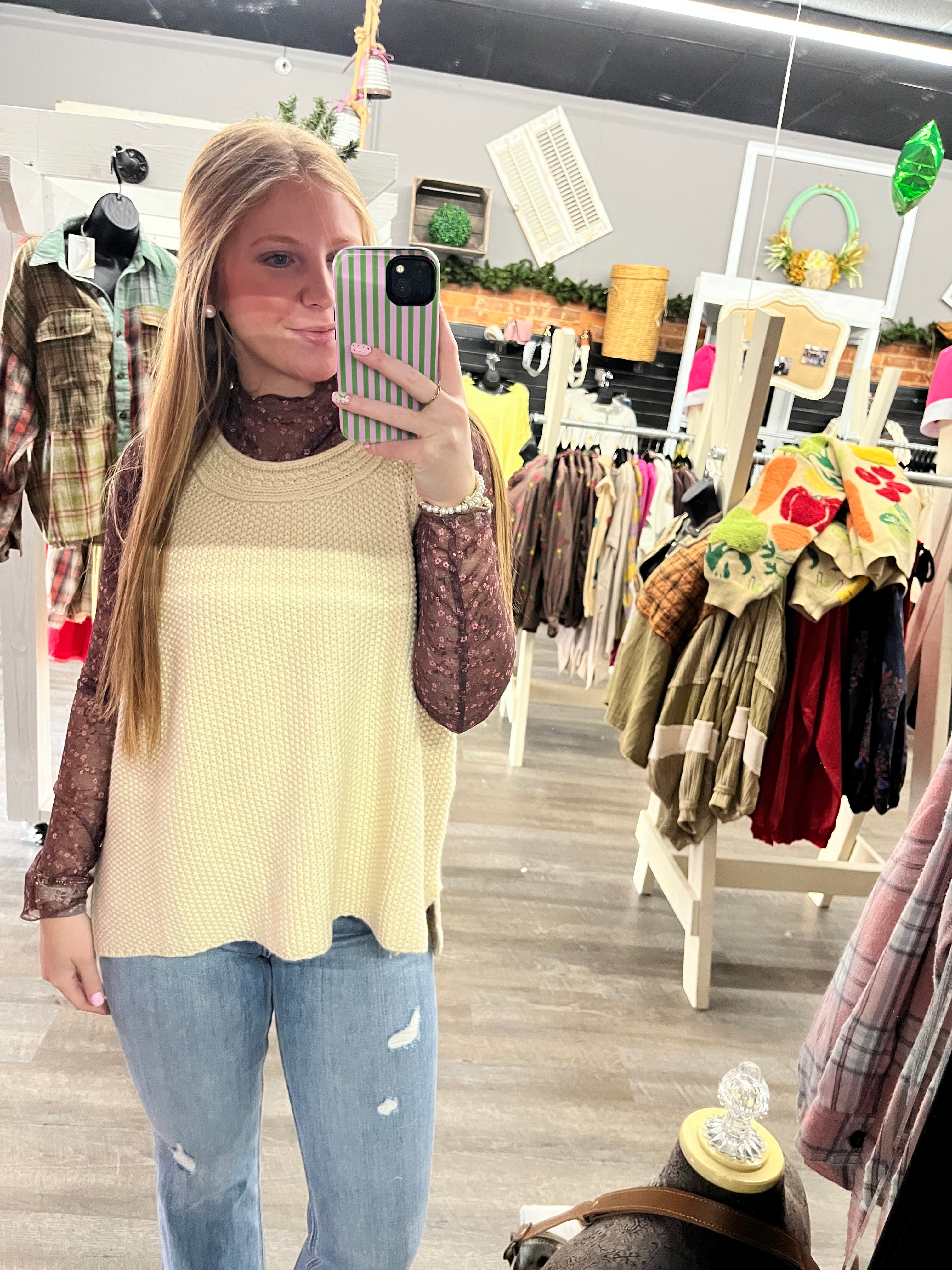 Cream Sleeveless Knit Sweater Vest