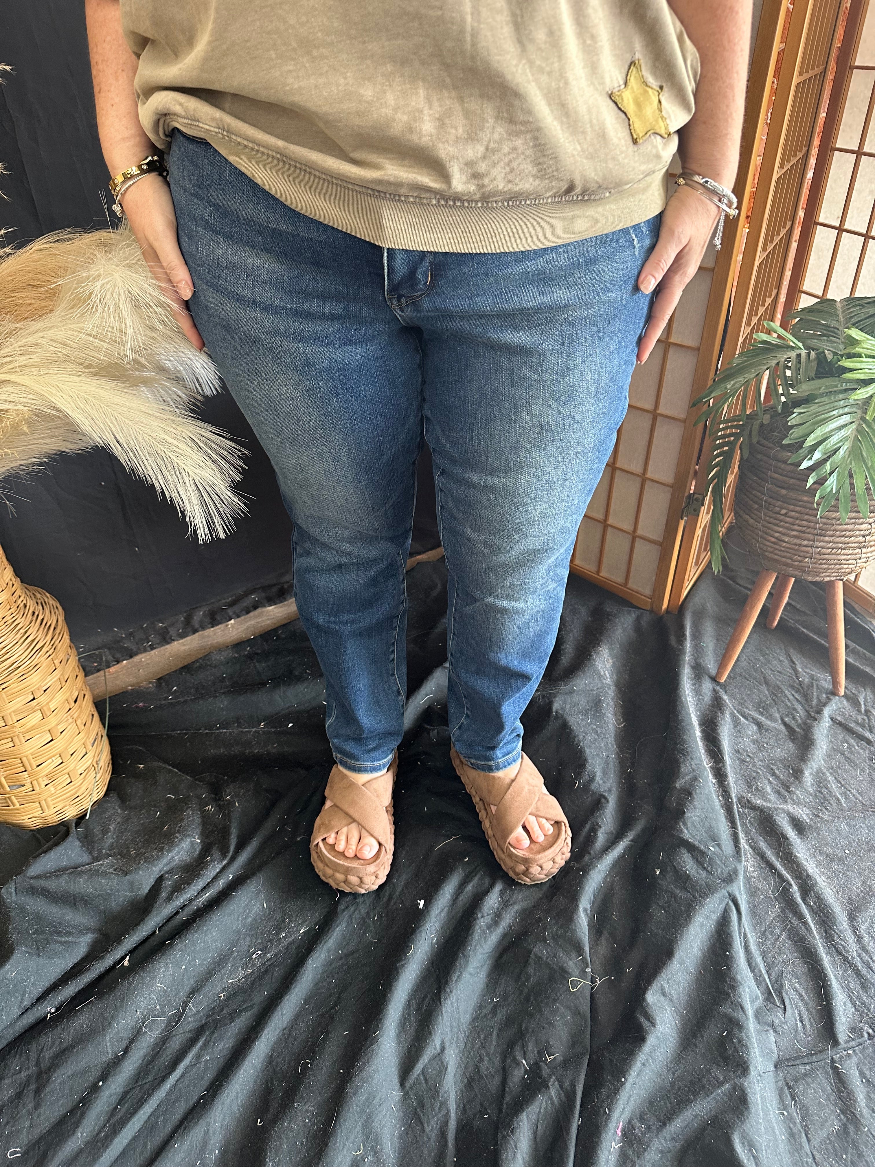 Curvy Dark Wash Judy Blue