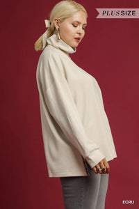 Curvy Ecru Oversized Turtleneck Pullover