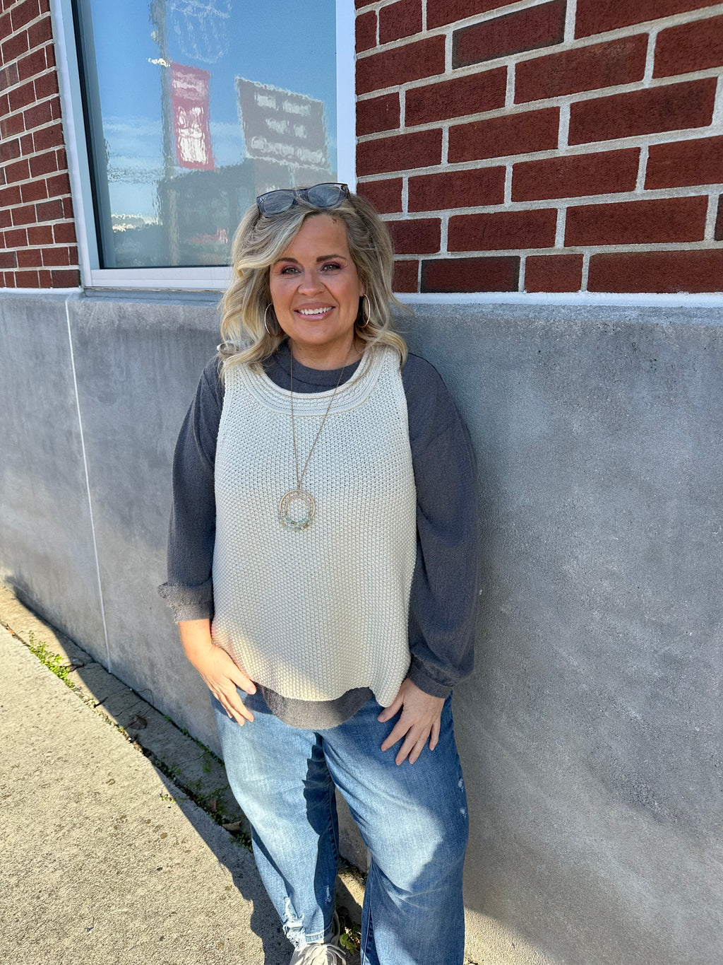 Cream Sleeveless Knit Sweater Vest