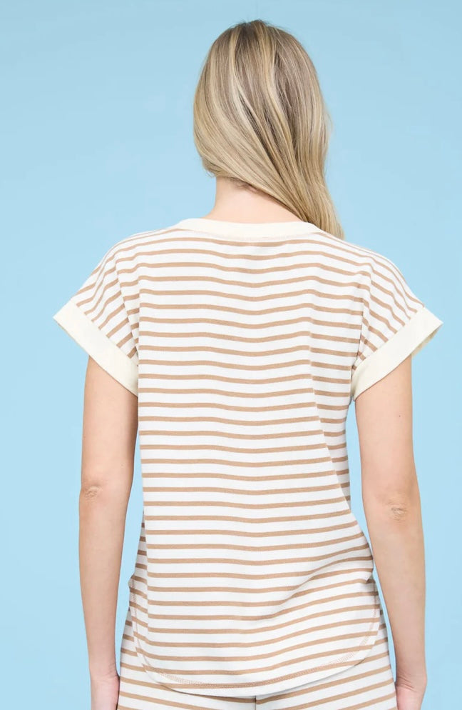 TAN STRIPE SHORT SLEEVE SNAP BUTTON HENLEY KNIT TOP
