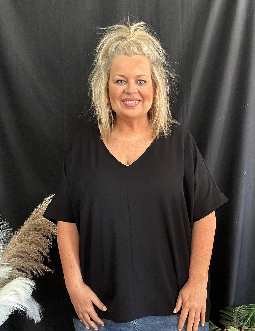 Curvy V-Neck Airflow Top