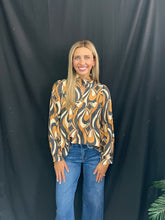 Load image into Gallery viewer, Black-Multi long sleeve top
