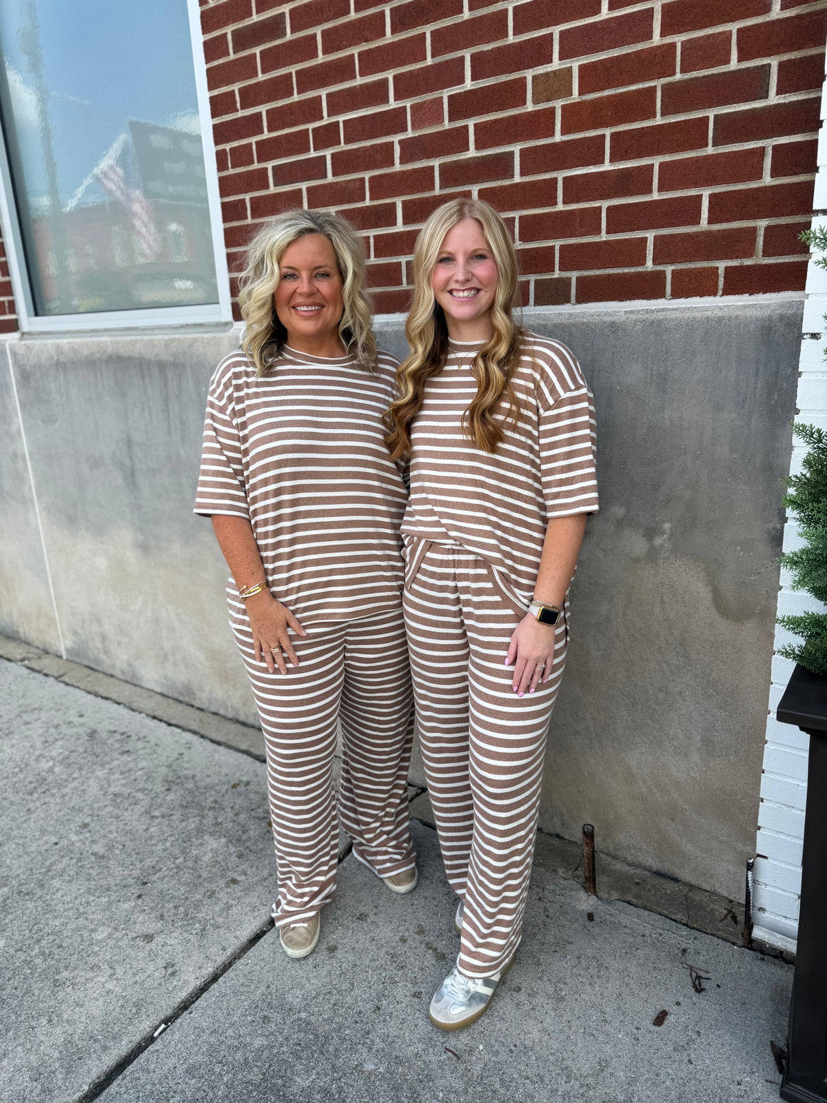 Mocha/Cream Striped Set