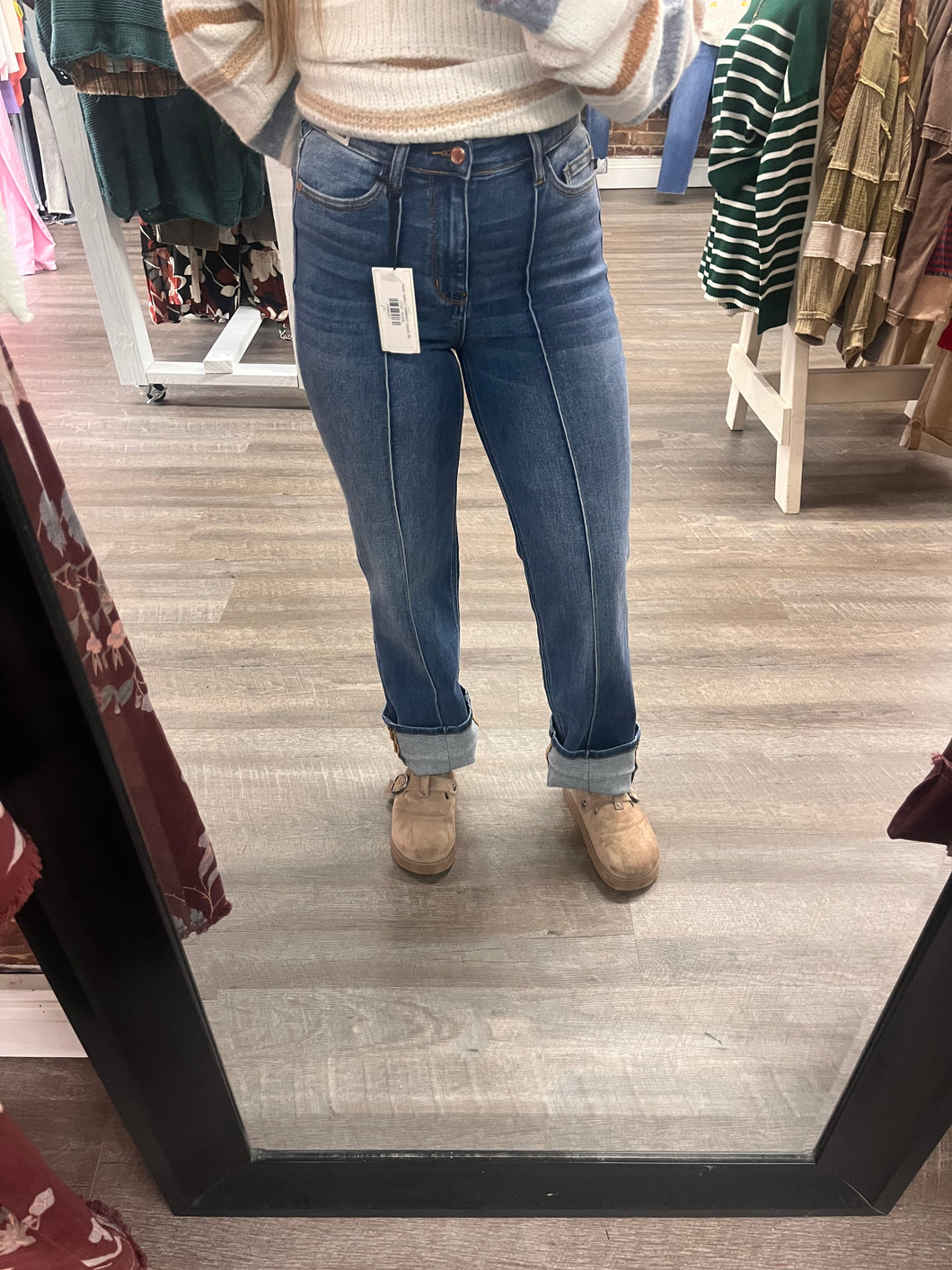 JB Seam Detailed Cuffed Jean