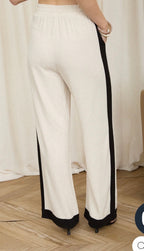 Natural Linen w/Black Trim Set