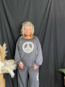 Curvy Charcoal Peace Sign Set