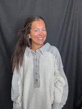 Load image into Gallery viewer, GREY WASHED COLLARED NECK LONG SLEEVE WAFFLE TOP
