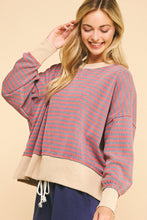 Load image into Gallery viewer, Vintage Red Stripe Sweatshirt
