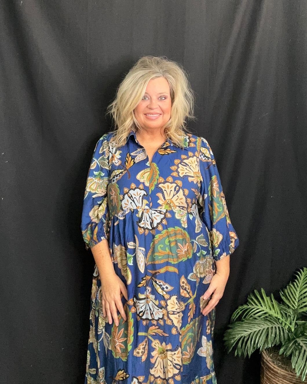 Curvy NAVY MIDI Dress