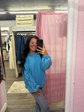 Load image into Gallery viewer, Day Blue heart pattern long sleeve
