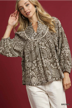 Load image into Gallery viewer, Brown Abstract Print Textured Fabric Top
