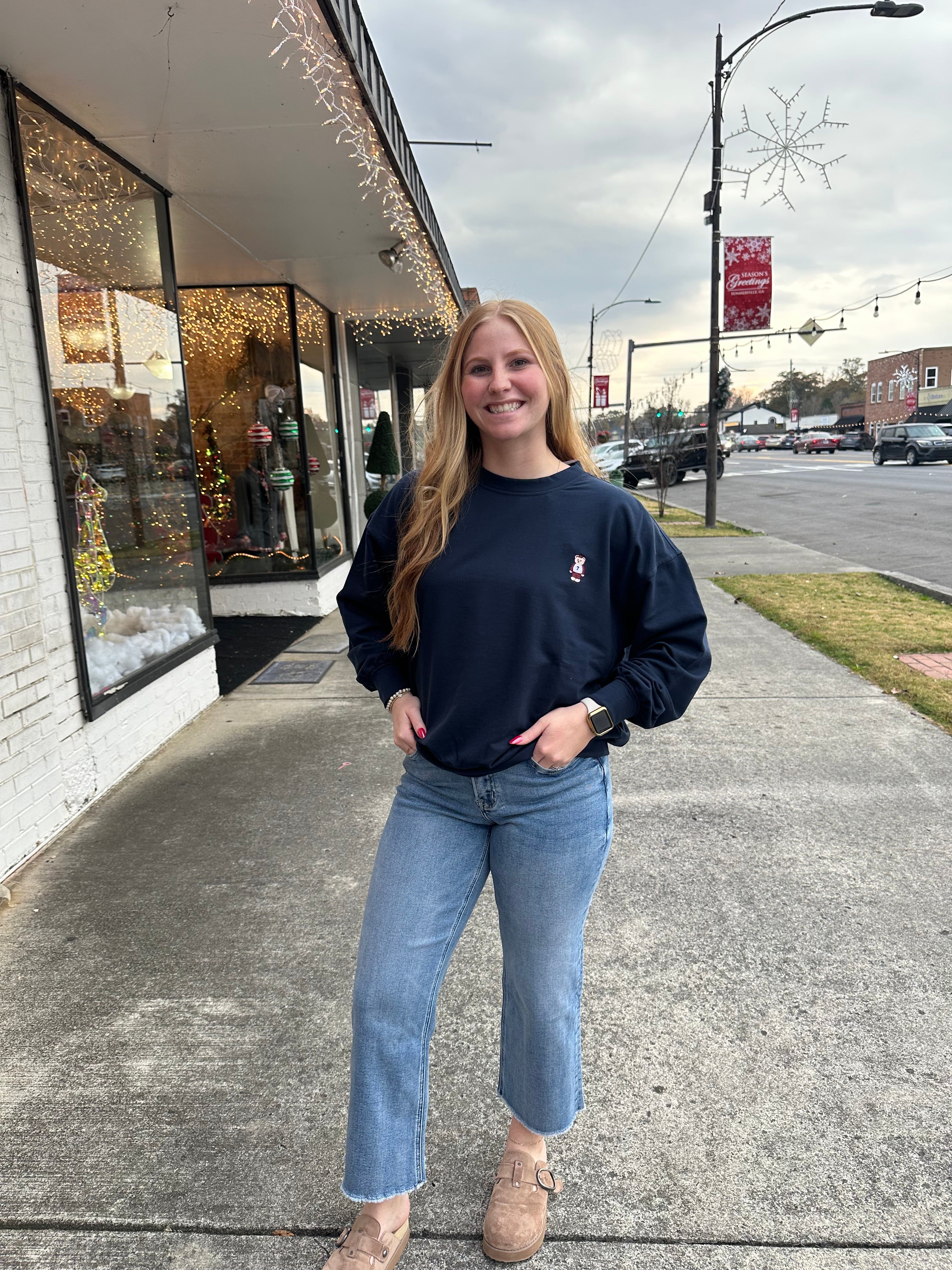 NAVY LONG SLEEVE TEDDY EMBROIDERY KNIT TOP