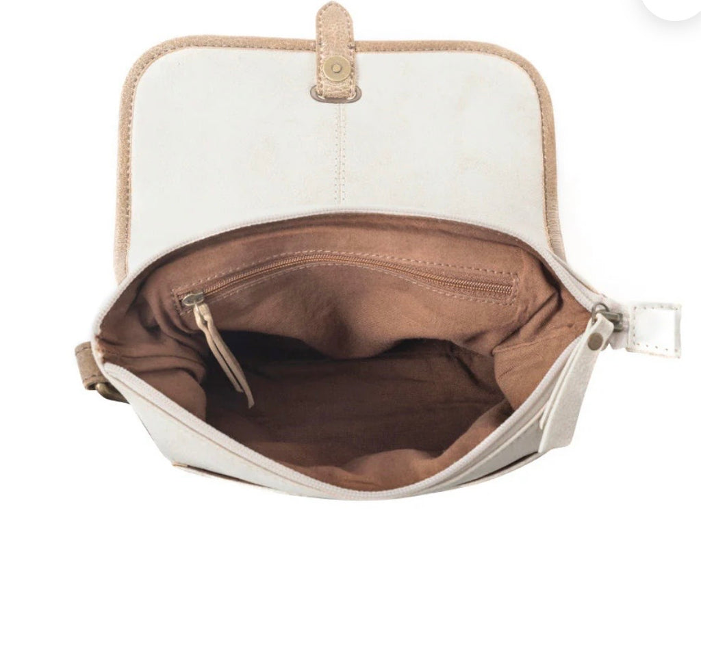 Myra Kellington Ranch Crossbody Bag In Off White