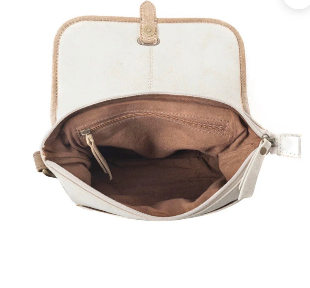 Myra Kellington Ranch Crossbody Bag In Off White