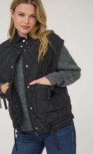 Load image into Gallery viewer, Black Button Down Vest
