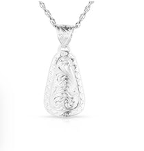 Load image into Gallery viewer, Beauty Within Necklace
