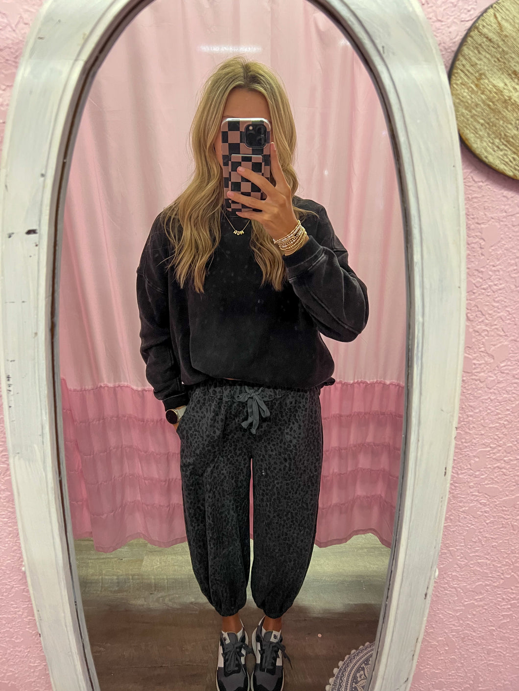Black Oversized Crewneck Pullover