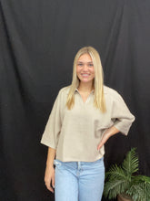 Load image into Gallery viewer, Stone V-Neck 3/4 Sleeve Top
