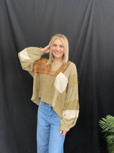 Load image into Gallery viewer, Beige/Taupe Mixed Fabric Top
