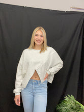 Load image into Gallery viewer, Asymmetric Hem Long Sleeve Top
