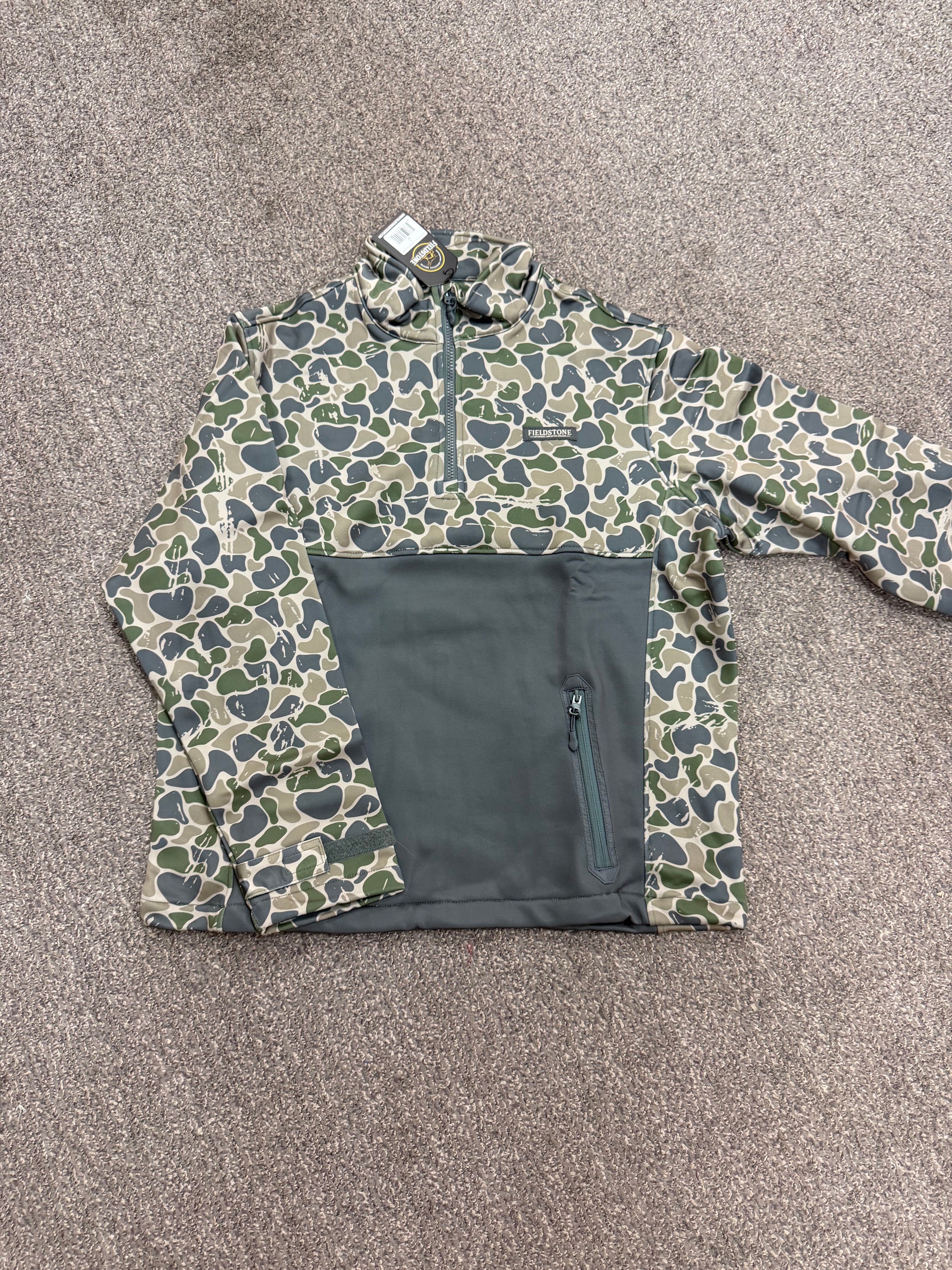 Backwoods 1/4 Zip Fleece - Camo