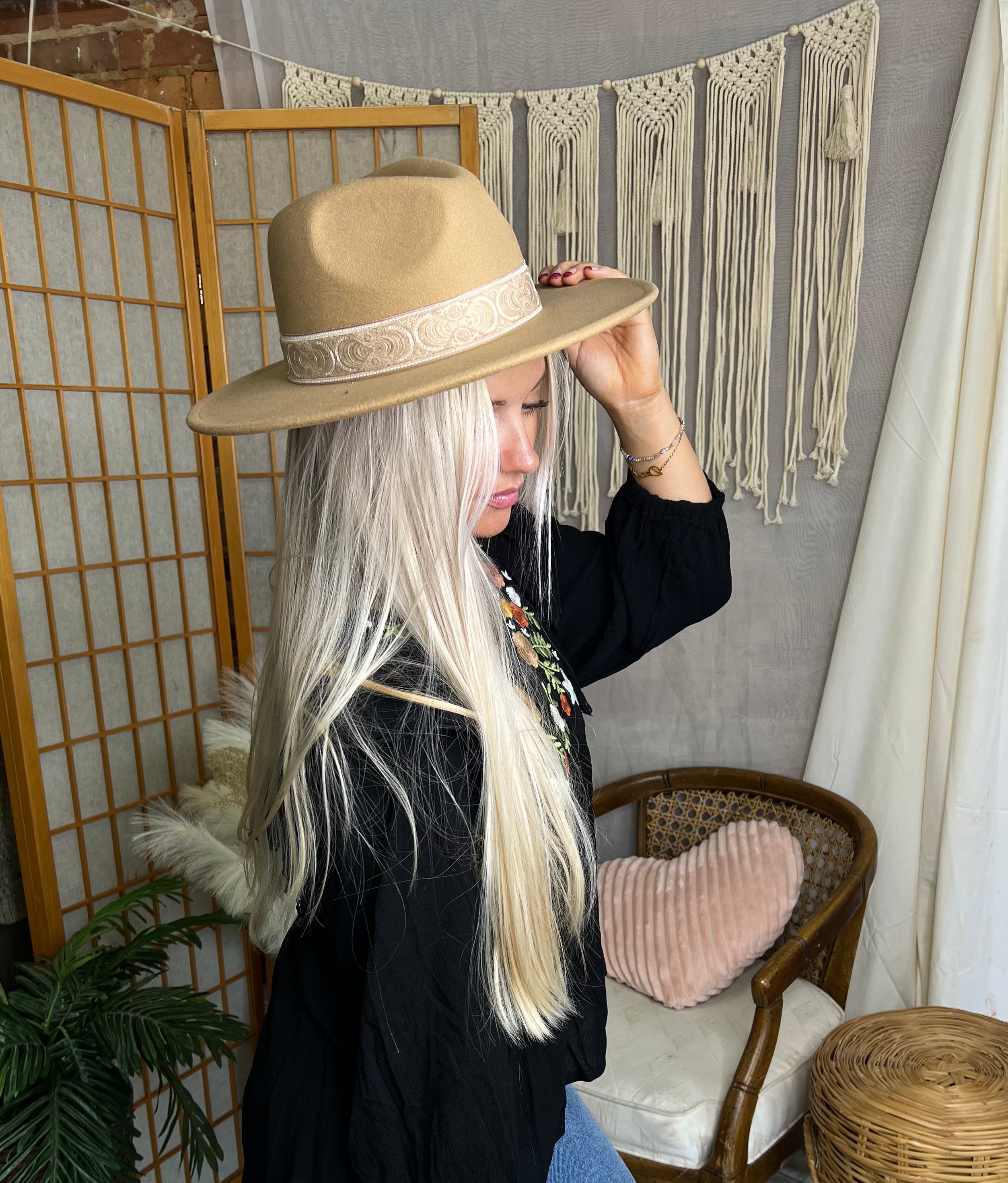 Tan Hat